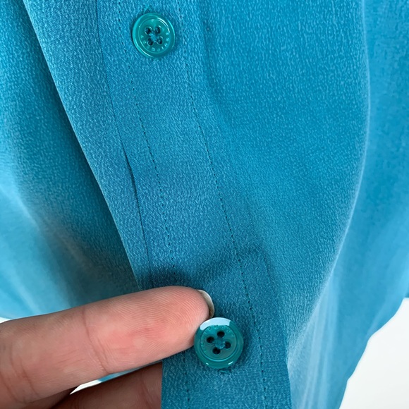 Equipment Turquoise 100% Silk Button Front Blouse - Picture 7 of 8